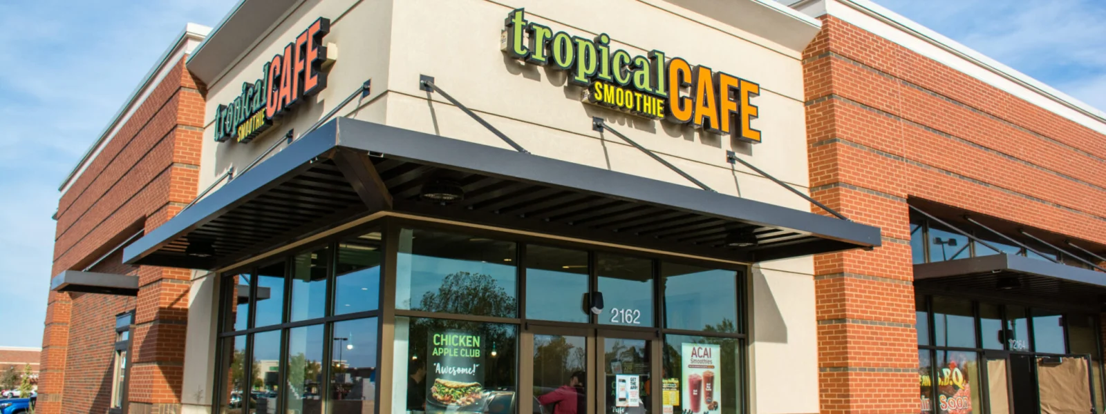 Exterior of a Tropical Smoothie Cafe