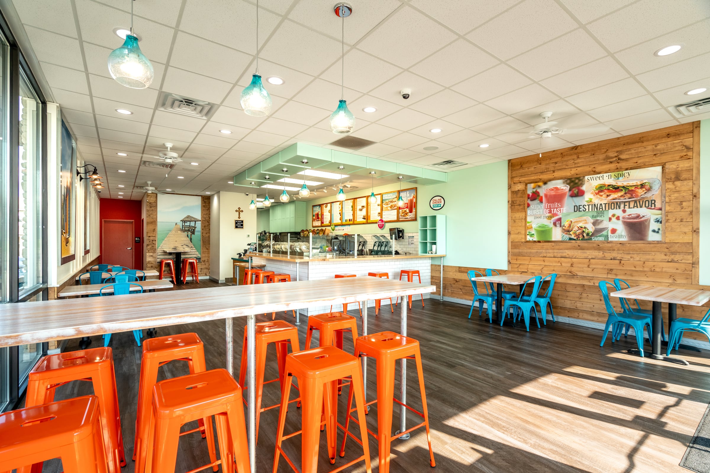 Tropical Smoothie Cafe Named FRANdata’s 2022 TopScore FUND Award Winner 