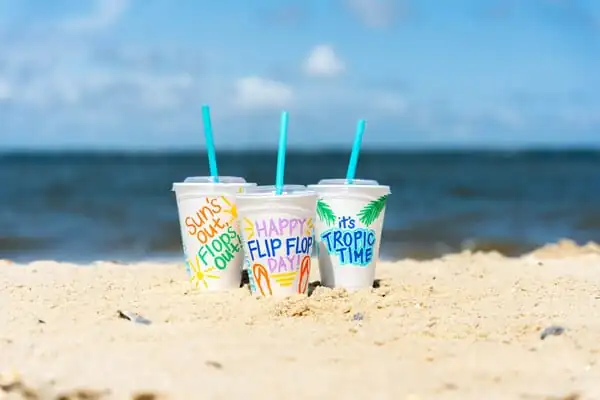 Step into Tropic Time: Tropical Smoothie Cafe® Celebrates National Flip Flop Day® by Offering Free Smoothies