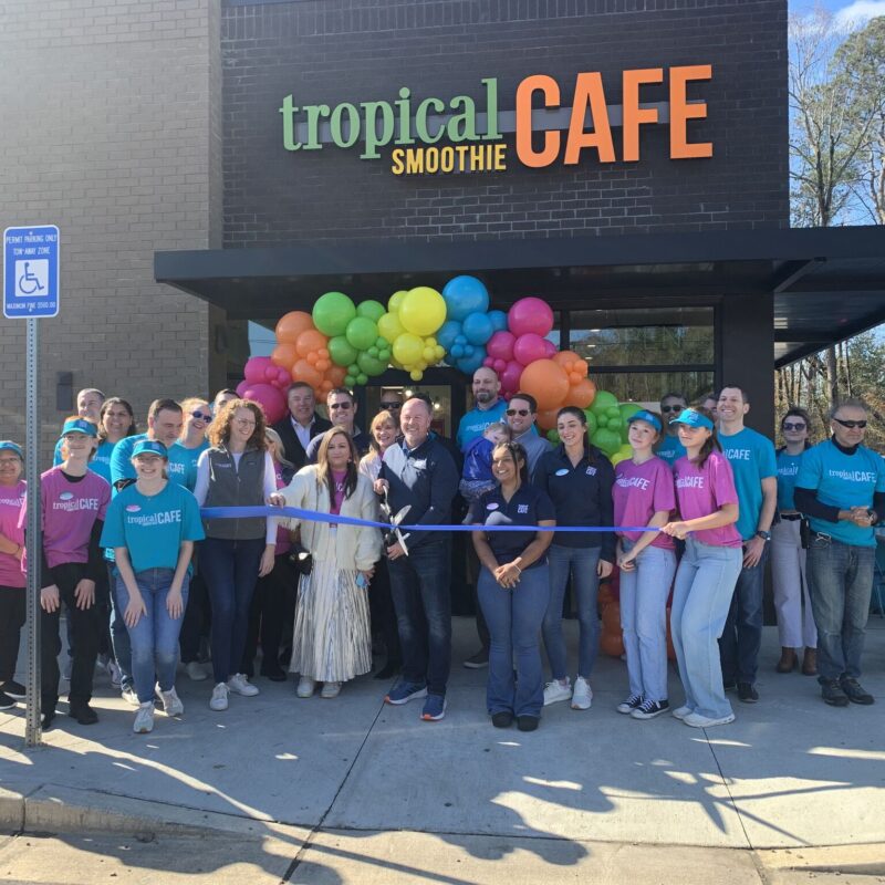 Tropical Smoothie Cafe celebrates 1,500th cafe opening